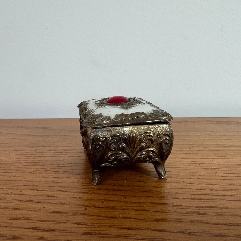 Vintage‎ Ornate Red Jewel White Enamel Accent Pewter Jewelry Trinket Box